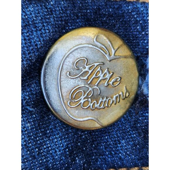 Apple Bottom Jeans Kids Girls Sz 8 Blue Denim Embroidered Pockets Slim Fit *Flaw - Picture 6 of 7